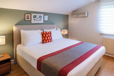 چیا رزیدنس تسویکی