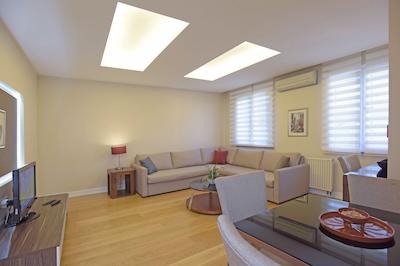 چیا رزیدنس تسویکی