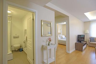 چیا رزیدنس تسویکی