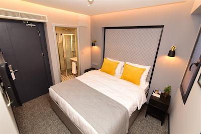 د رو تکسیم هتل