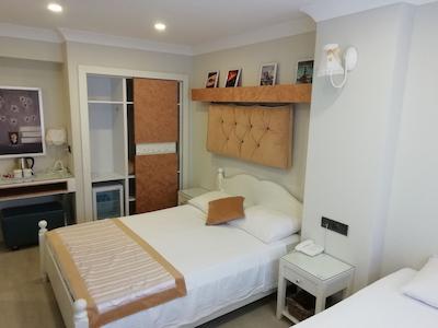 جاست این هتل