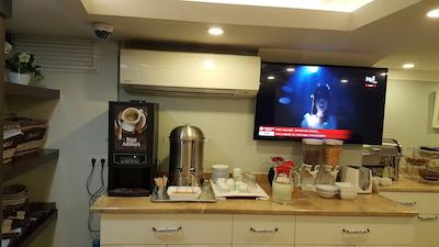 جاست این هتل