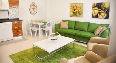 پرمیوم رزیدنس تکسیم اسکوئر