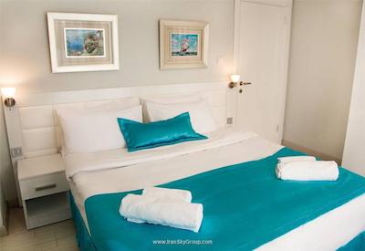 پرمیوم رزیدنس تکسیم اسکوئر