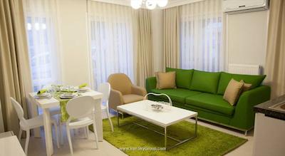 پرمیوم رزیدنس تکسیم اسکوئر