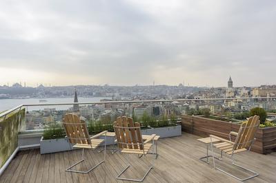 ویت استانبول سوئیت