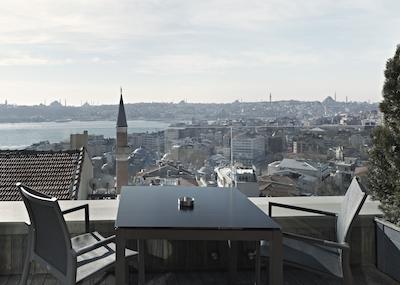 ویت استانبول سوئیت