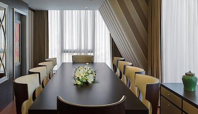 الیت ورد گرند استانبول باسین اکسپرس هتل