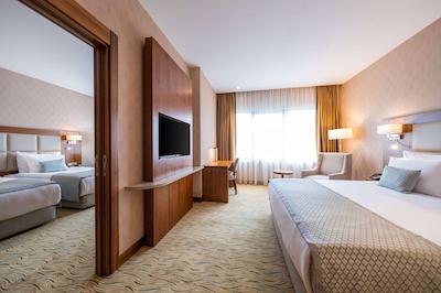 کلاریون هتل استانبول محمودبی