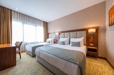 کلاریون هتل استانبول محمودبی