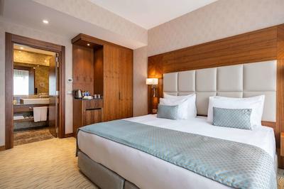 کلاریون هتل استانبول محمودبی