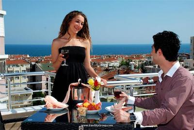 لارا دیاموند