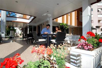 لارا دیاموند