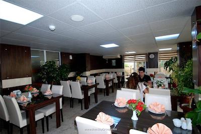 لارا دیاموند