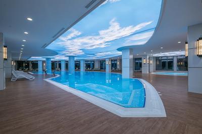 ادلیا الیت لارا