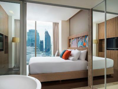 نیووتل بانکوک سوخومویت 20