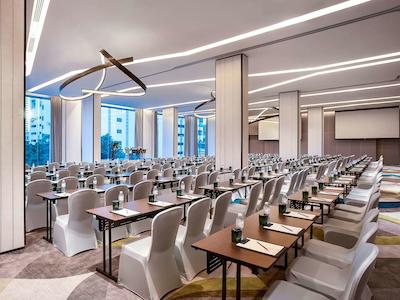 نیووتل بانکوک سوخومویت 20