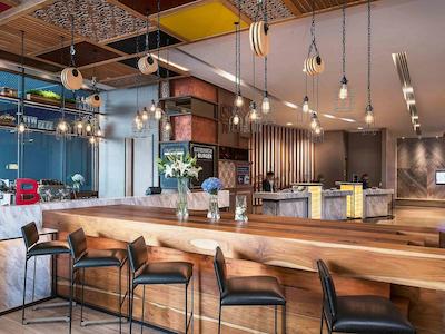 نیووتل بانکوک سوخومویت 20