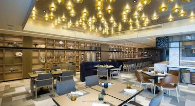 نیووتل بانکوک سوخومویت 20