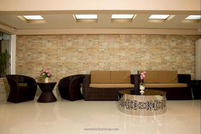 شادی هوم اند رزیدنت