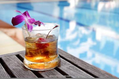 داینستی این گرند