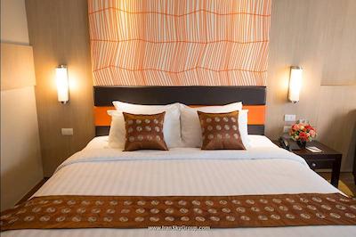 داینستی این گرند