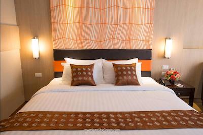 داینستی این گرند