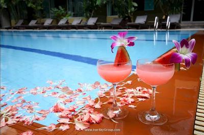 داینستی این گرند