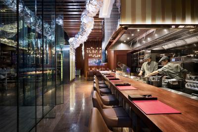 آوانی ریورساید بانکوک هتل