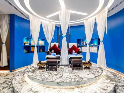 ای-وان نیو وینگ هتل