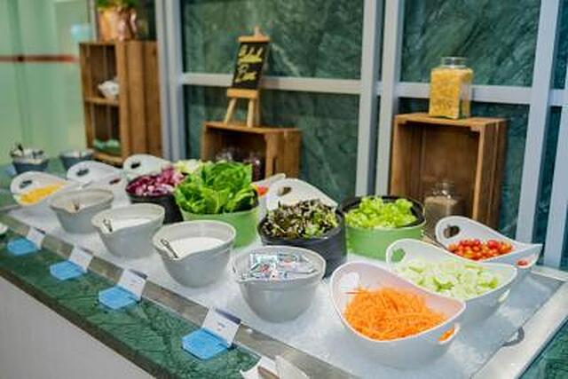 ای-وان نیو وینگ هتل