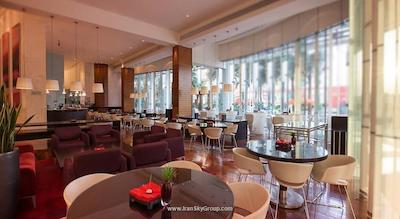 مدیا وان هتل