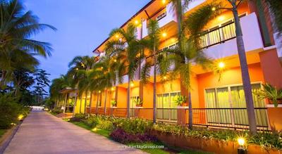 ایستینی ریزورت اند اسپا