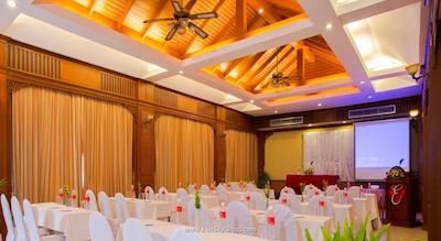 ایستینی ریزورت اند اسپا