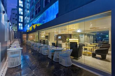 سنترا بای سنتارا اونیو هتل پاتایا