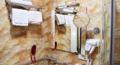 گرند رویال هتل