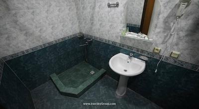 هتل لویلی تفلیس