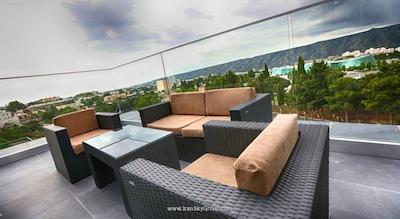 ایوریا این هتل