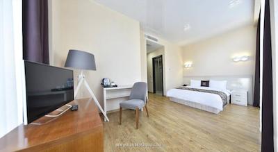 ایوریا این هتل