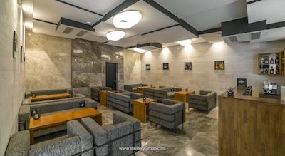 ایوریا این هتل