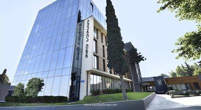 ایوریا این هتل