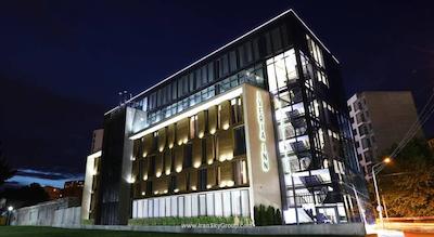 ایوریا این هتل