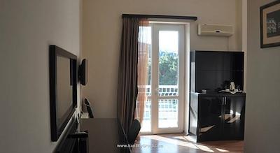 هتل ات مترو