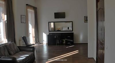 هتل ات مترو