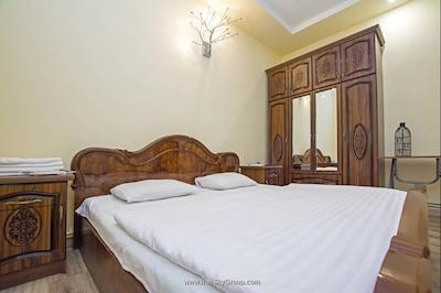 ایروان هاستل