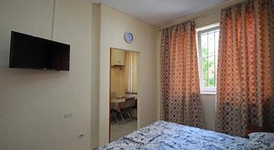 ایروان هاستل