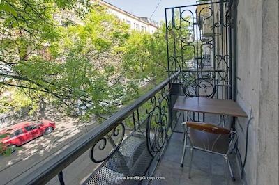 ایروان هاستل