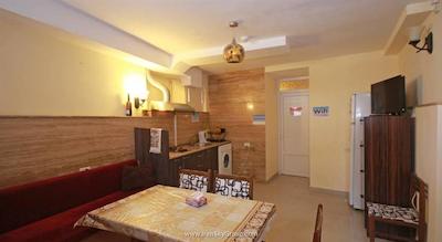 ایروان هاستل