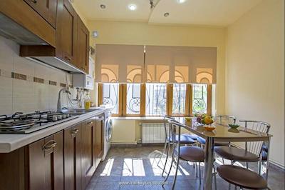 ایروان هاستل