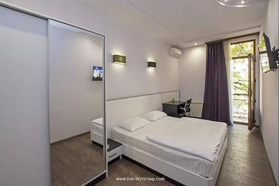 ایروان هاستل